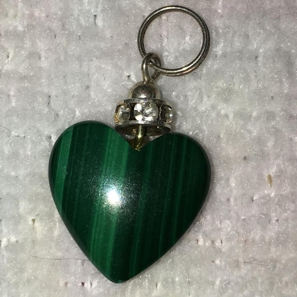 Malachite Heart Pendant - Picture 2 of 4